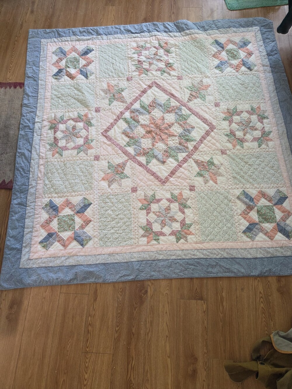 Large Queen 83x81" Vintage Medallion Star Quilt – Handmade 1990s Pastel Floral H